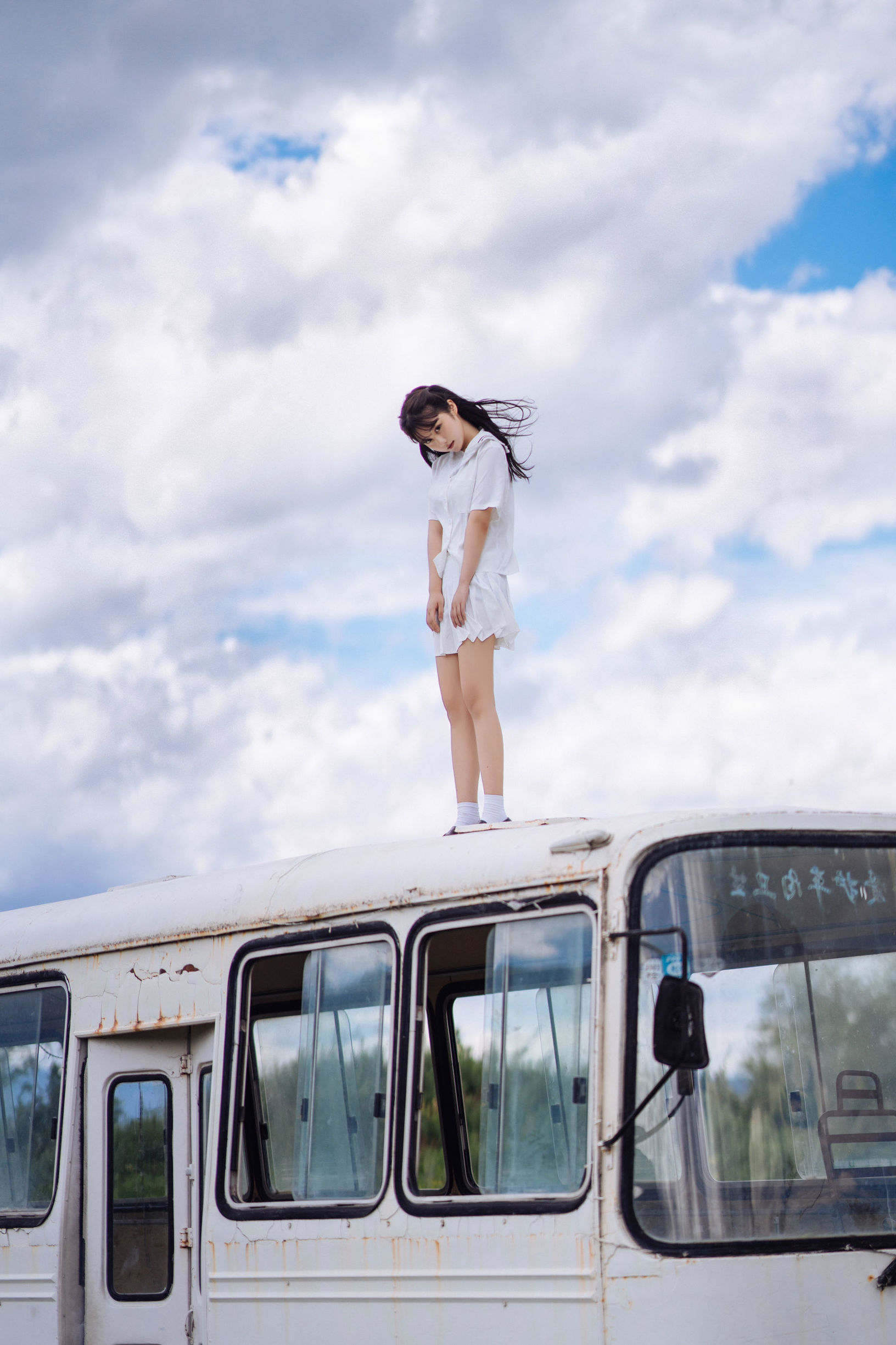 [COS福利]微博福利姬镜酱静夏之JK少女插图1